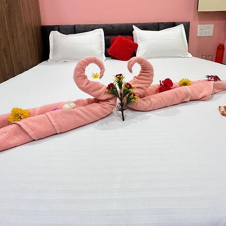 Jai Swaminarayan Delux Homestay Garudeshwar 外观 照片