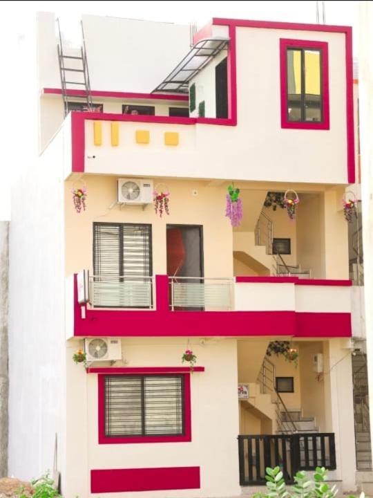 Jai Swaminarayan Delux Homestay Garudeshwar 外观 照片
