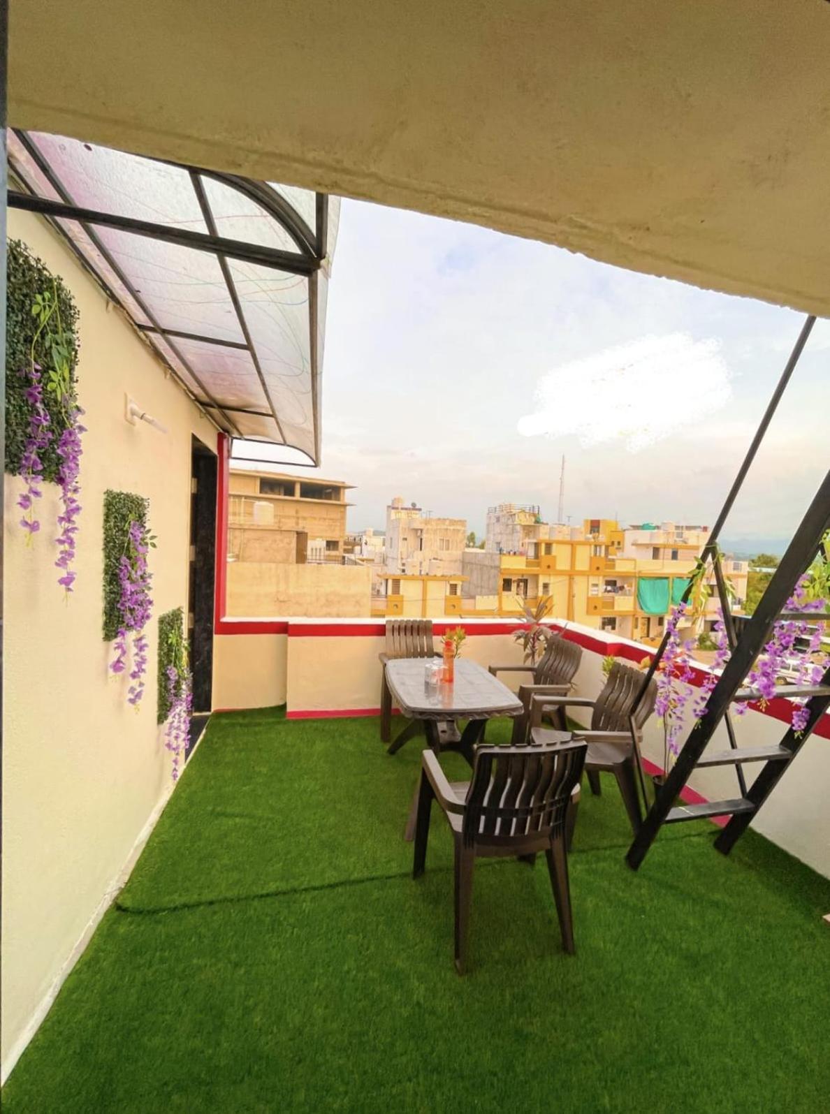 Jai Swaminarayan Delux Homestay Garudeshwar 外观 照片