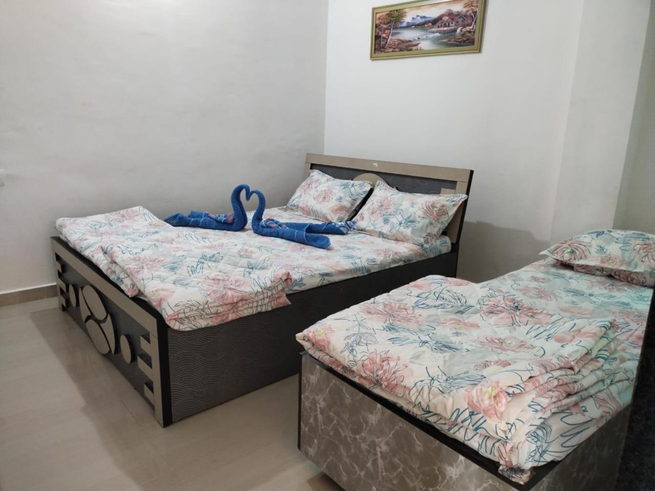 Jai Swaminarayan Delux Homestay Garudeshwar 外观 照片