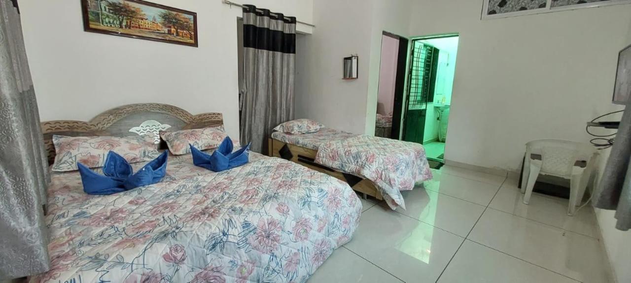 Jai Swaminarayan Delux Homestay Garudeshwar 外观 照片