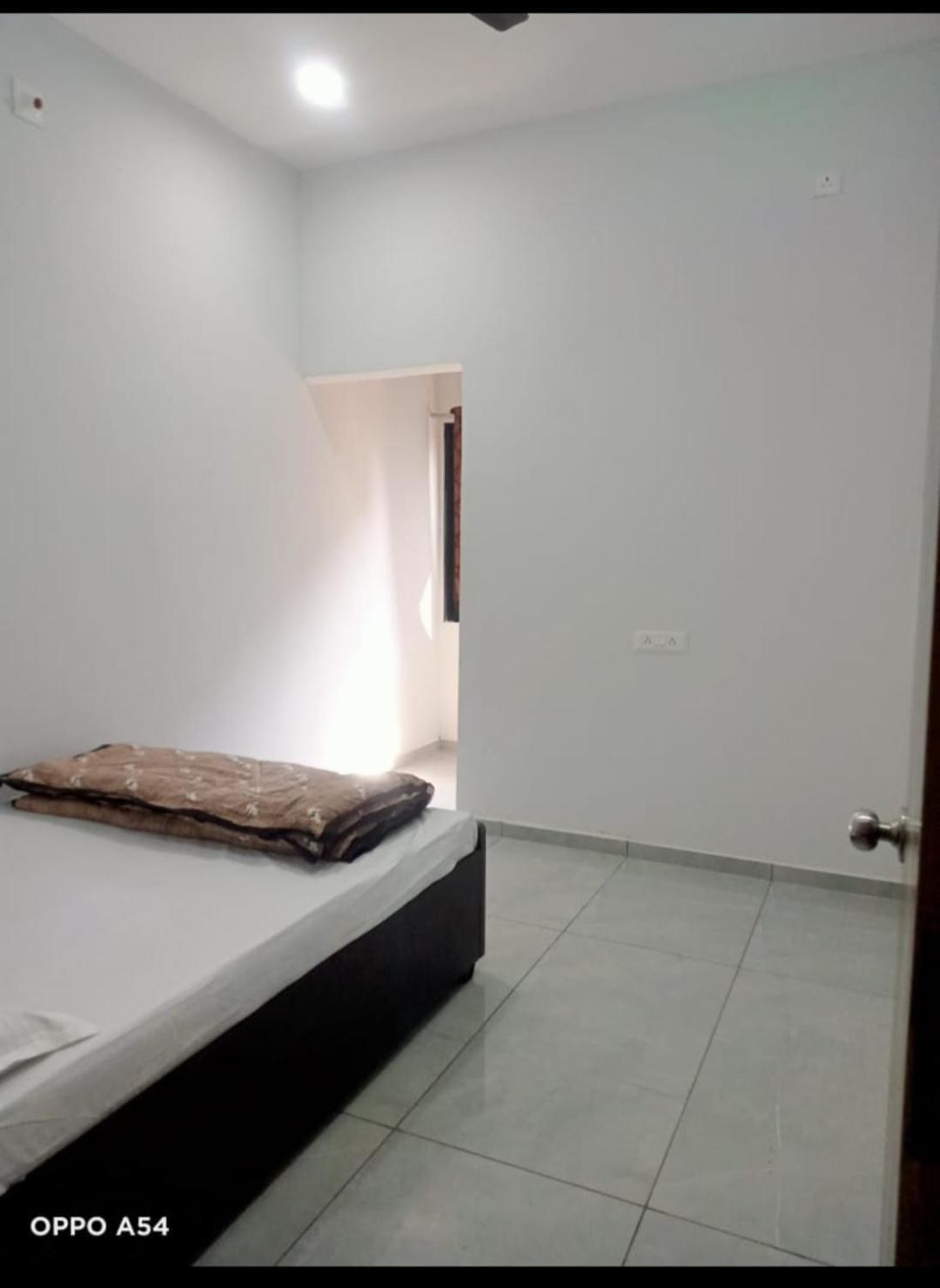 Jai Swaminarayan Delux Homestay Garudeshwar 外观 照片